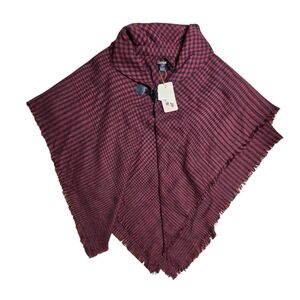 NEW Altare Red and Blue Plaid Fringe Poncho Shaw One Size